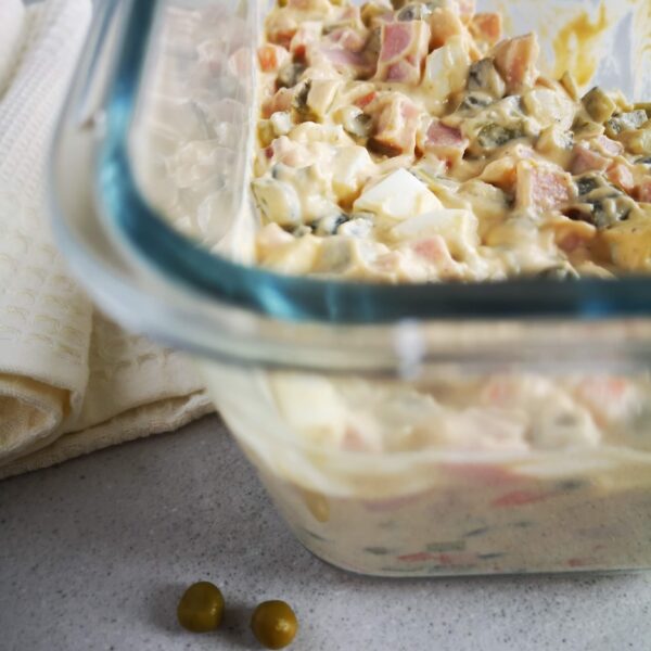 Яйчна салата Фалшива руска салата без картофи